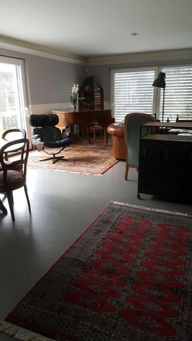 Appartement Dans Un Jardin جنيفا المظهر الخارجي الصورة